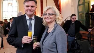 Uwe Schnemann, MdL und die Stadtverbandsvorsitzende Kerstin Lorentsen