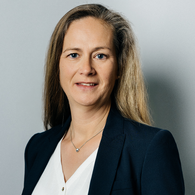  Esther Renziehausen
